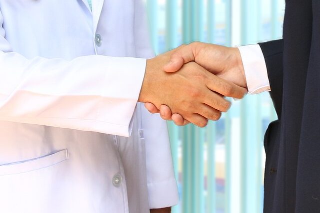 doctor, patient, handshake-5835366.jpg